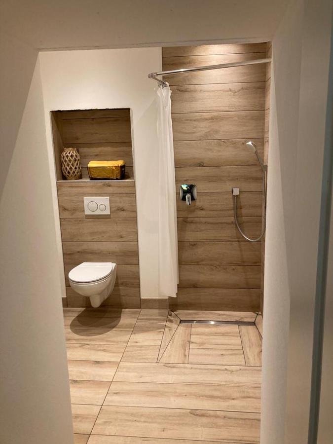 Apartmán Bergs Bahnhof Ralingen Exteriér fotografie